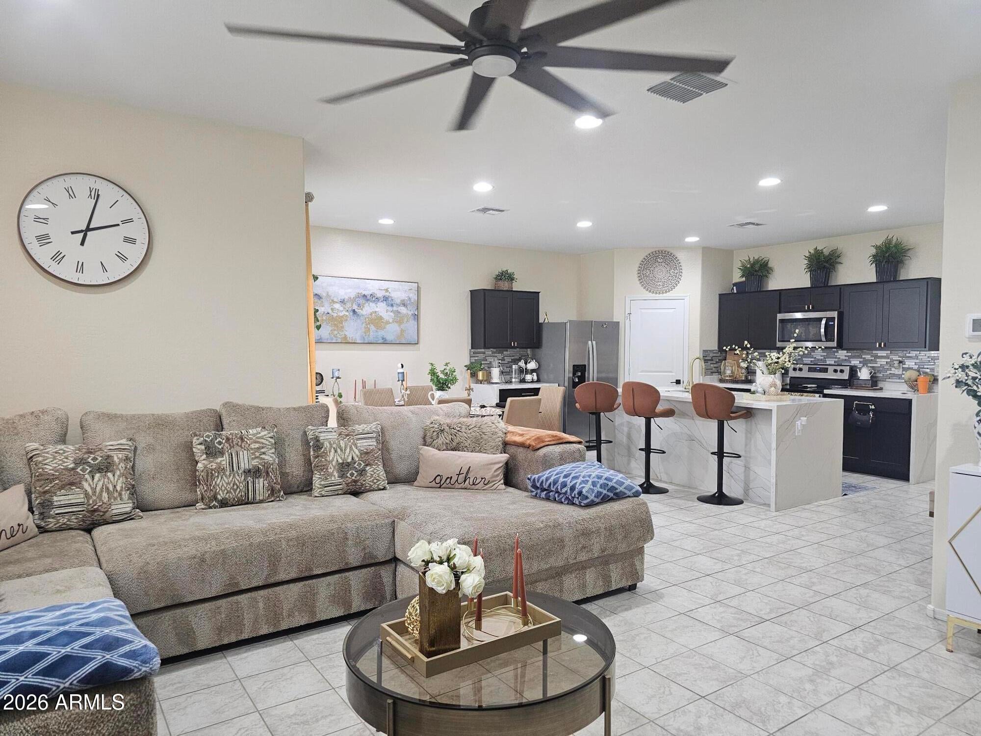 1138 W Sand Cyn Court