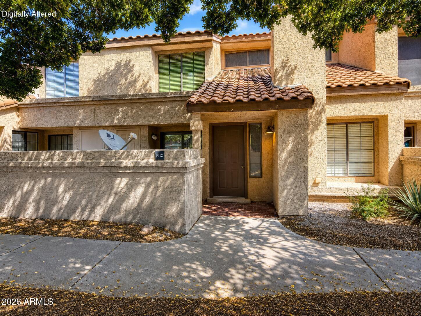 819 N COLLEGE Avenue F102