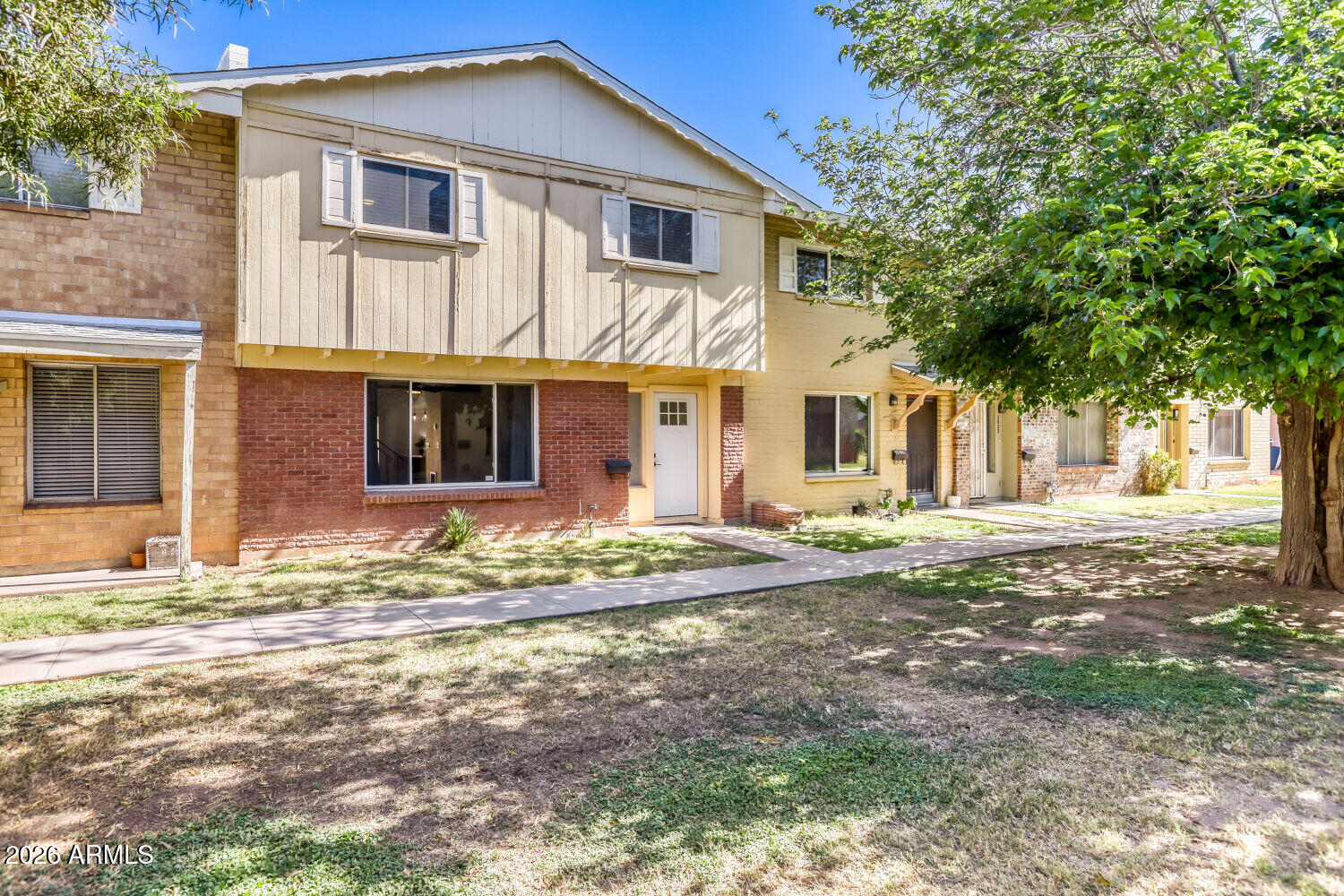 TEMPE GARDENS TOWNHOUSE CONDO LOT 81-169 - Residential