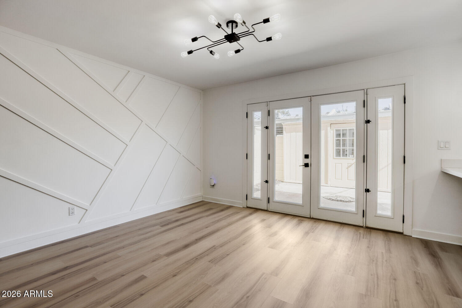 TEMPE GARDENS TOWNHOUSE CONDO LOT 81-169 - Residential