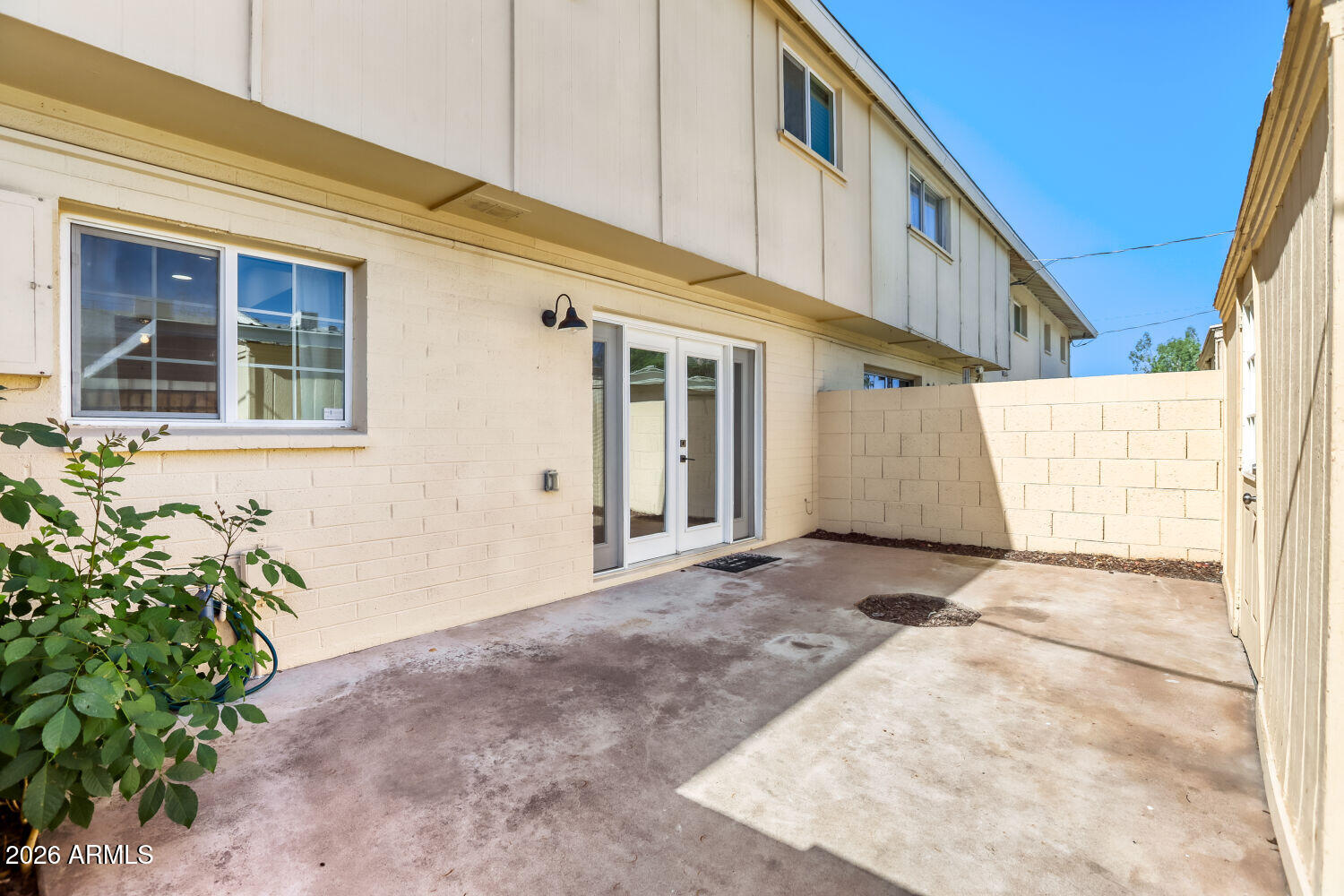 TEMPE GARDENS TOWNHOUSE CONDO LOT 81-169 - Residential