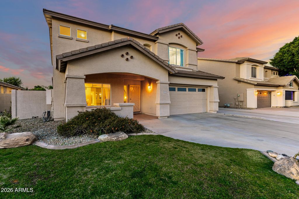 Photo of 7670 W Sands Drive, Peoria, AZ 85383 (MLS # 6990413)