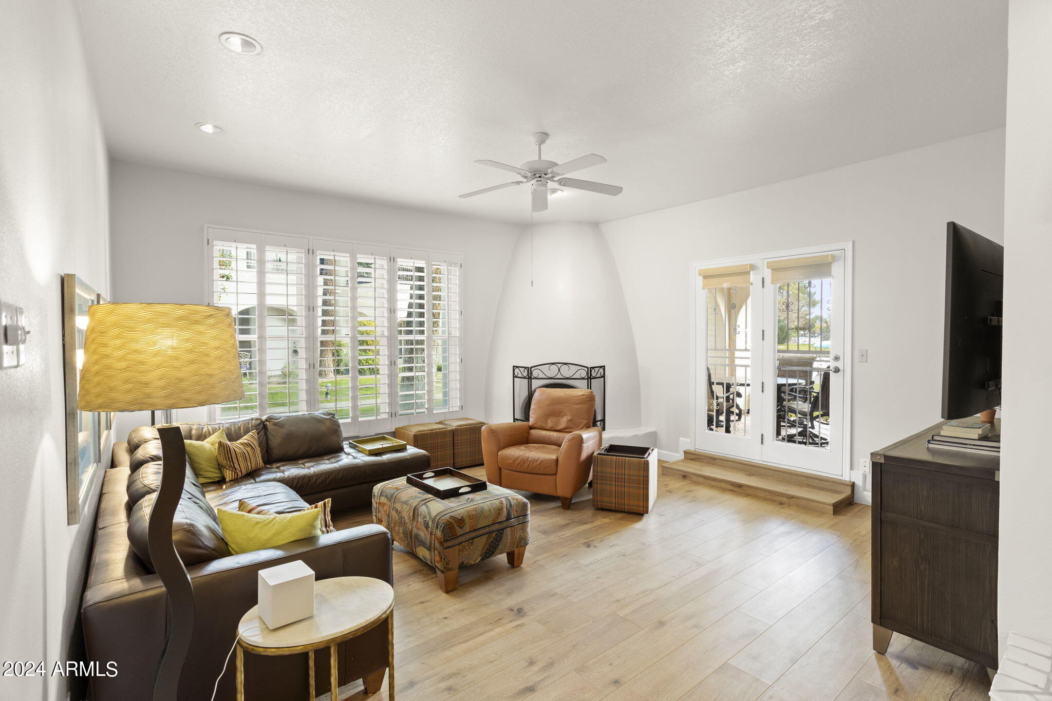 5200 S LAKESHORE Drive 128