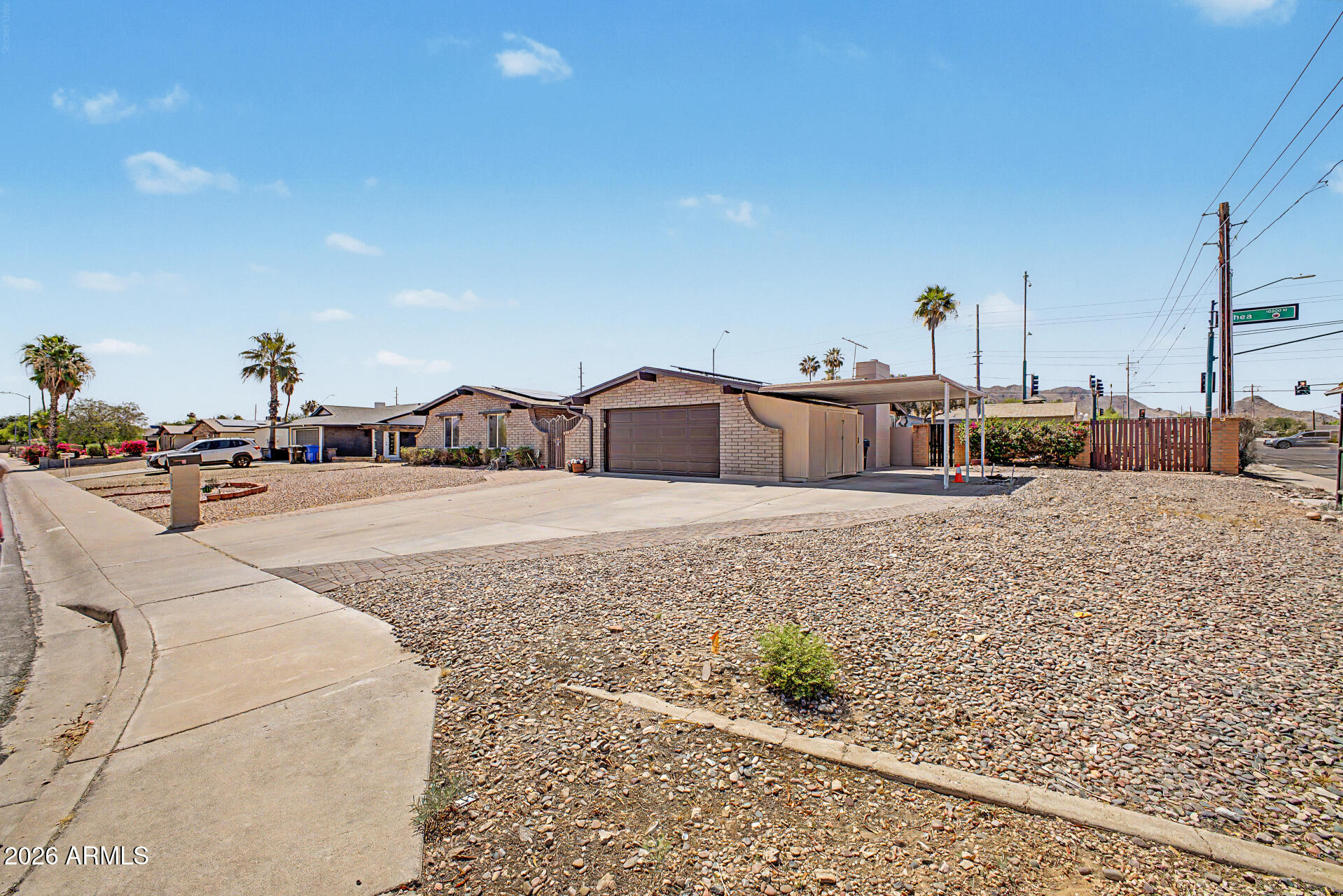 4001 E HANCOCK Drive