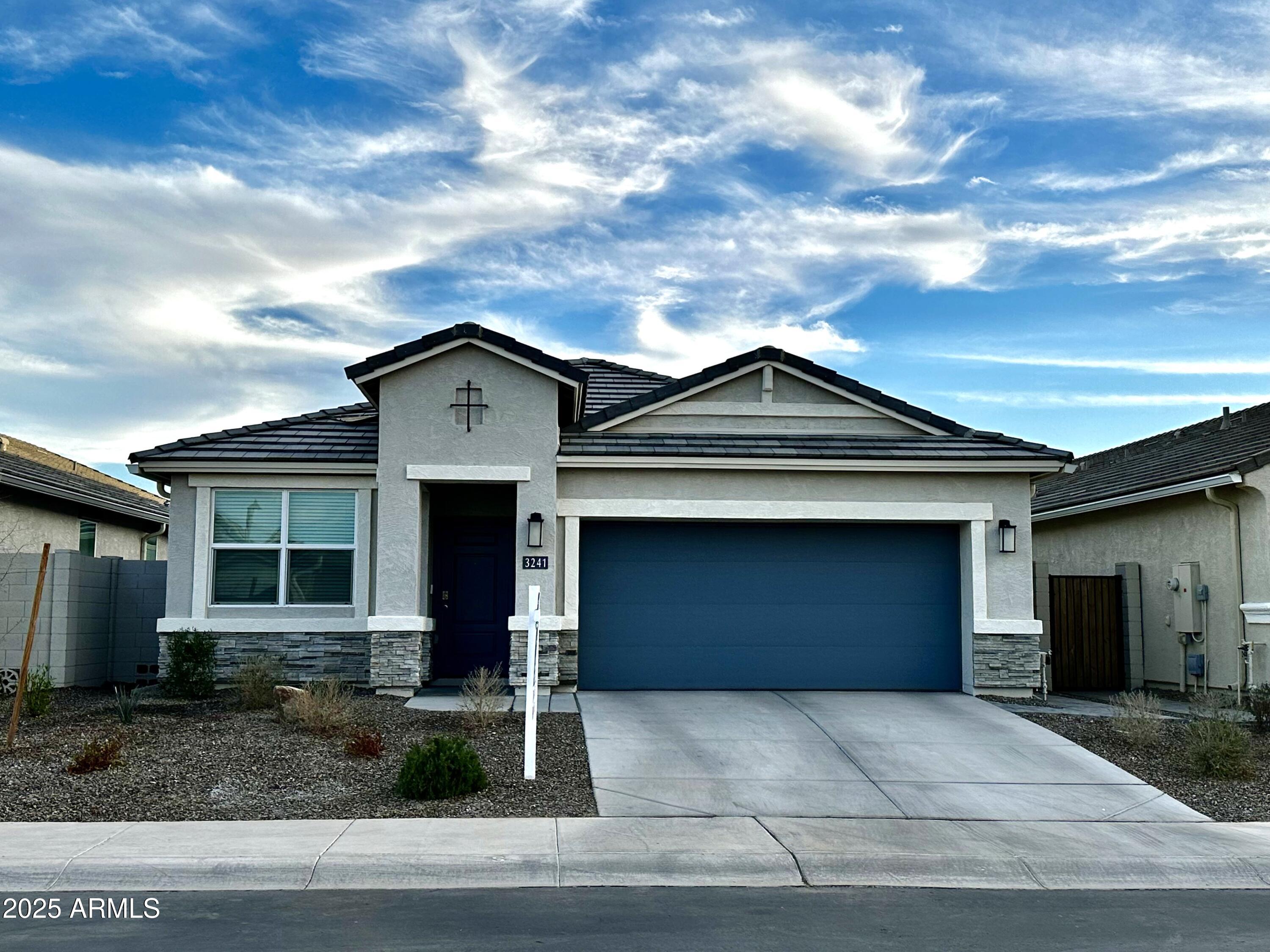 3241 W SHANLEY Avenue