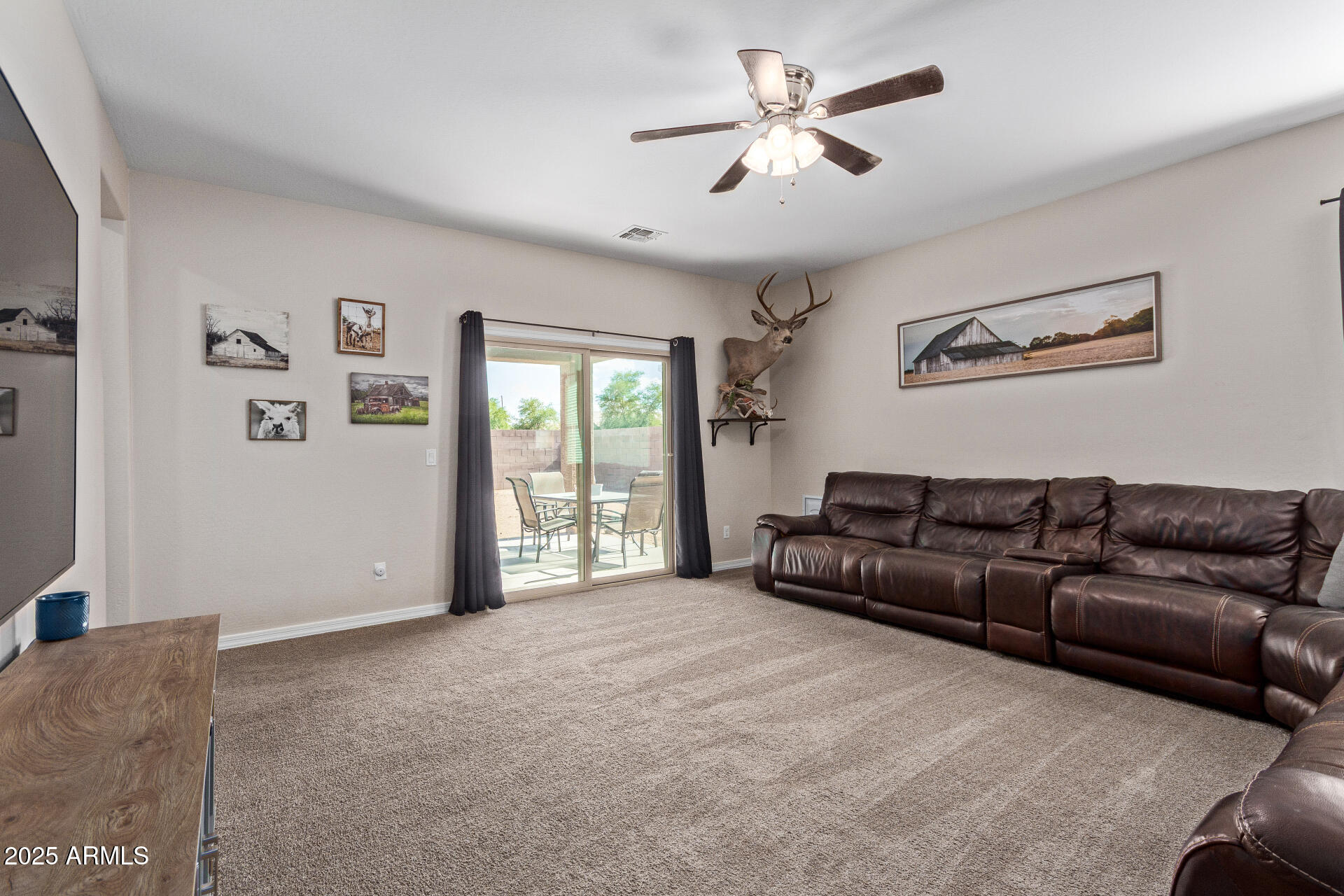 25447 W HEATHERMOOR Drive