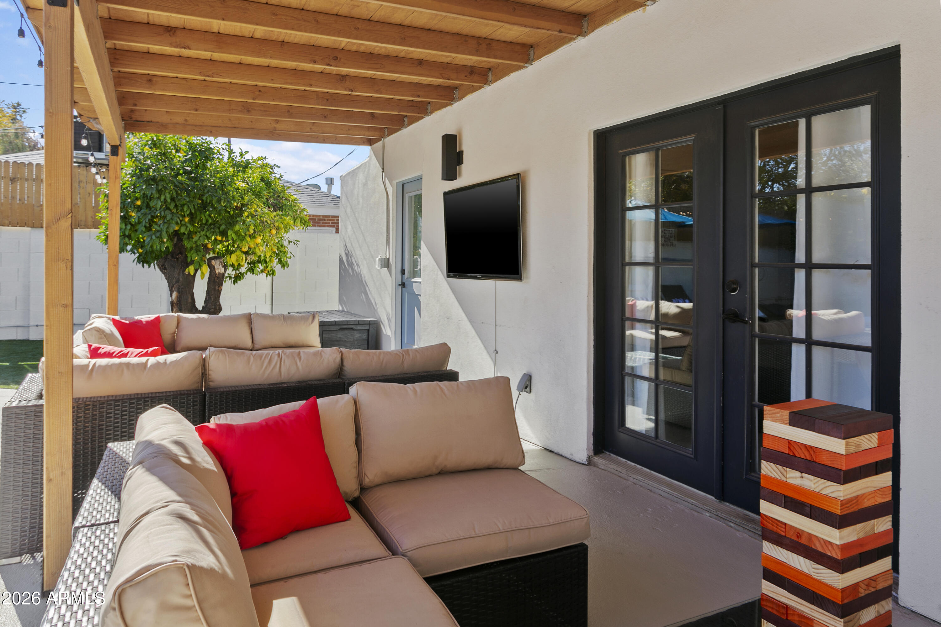 PALO ALTO PARK - Residential Income