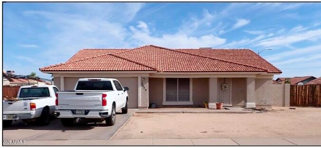 Photo of 8424 W Caron Drive, Peoria, AZ 85345 (MLS # 7020386)