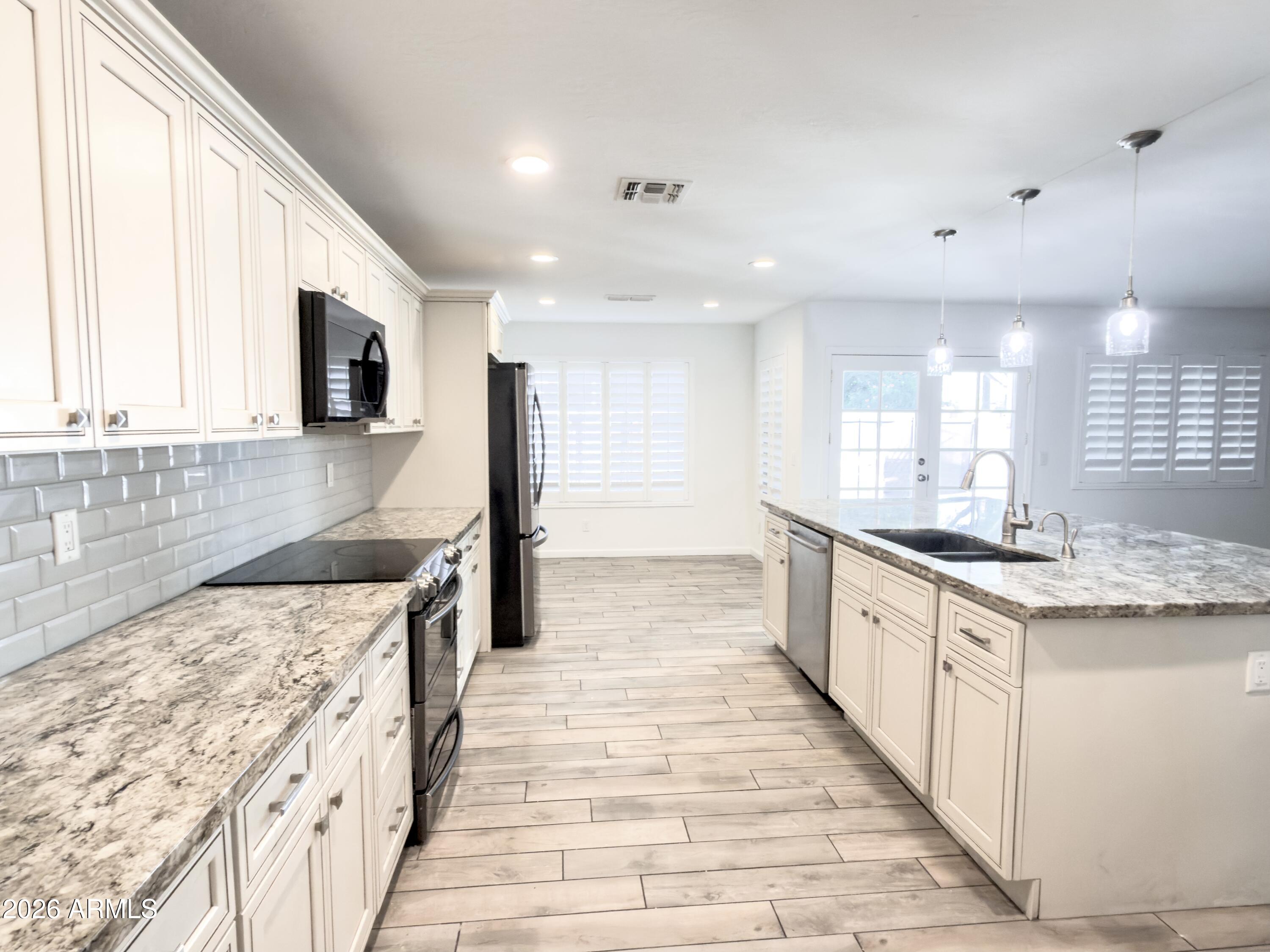 MISSION GROVES 4 5 - Residential