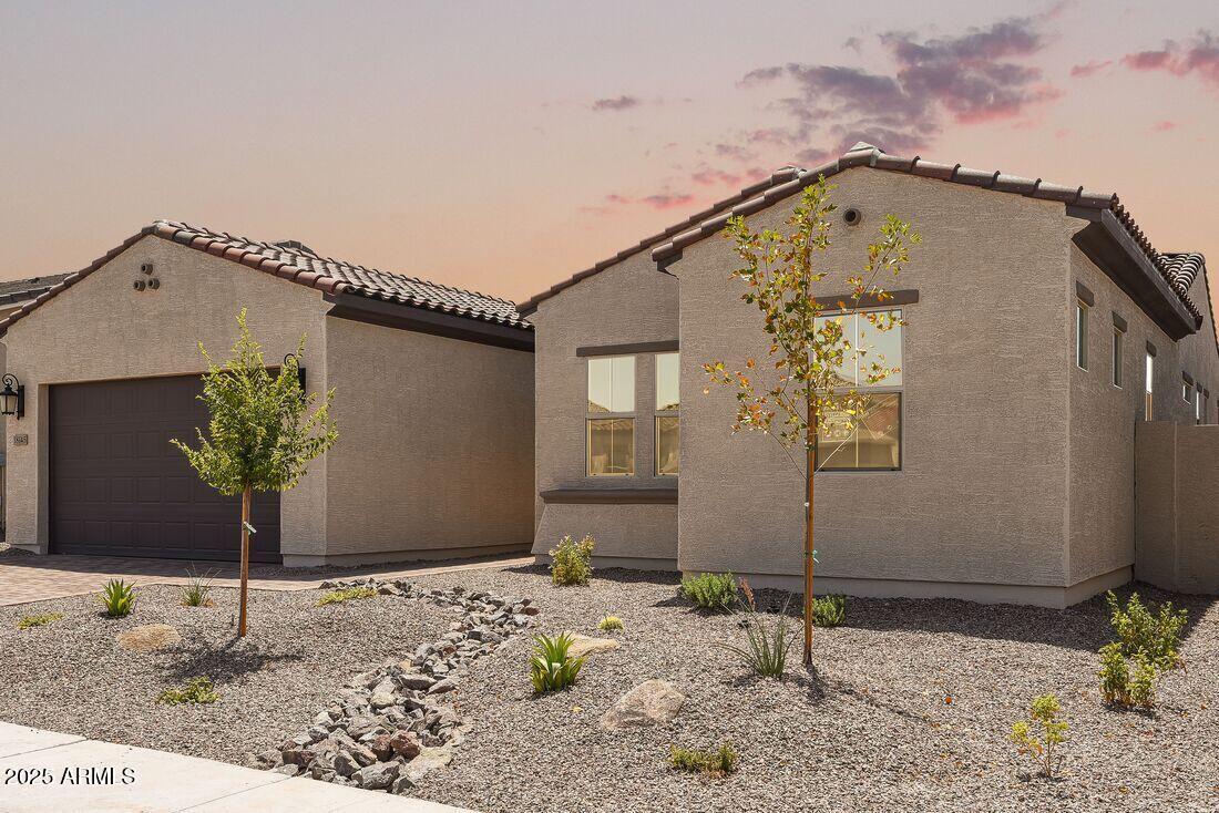 18145 W AMBERWOOD Drive