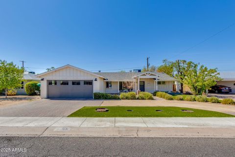 Photo of 913 W Missouri Avenue, Phoenix, AZ 85013 (MLS # 6911312)