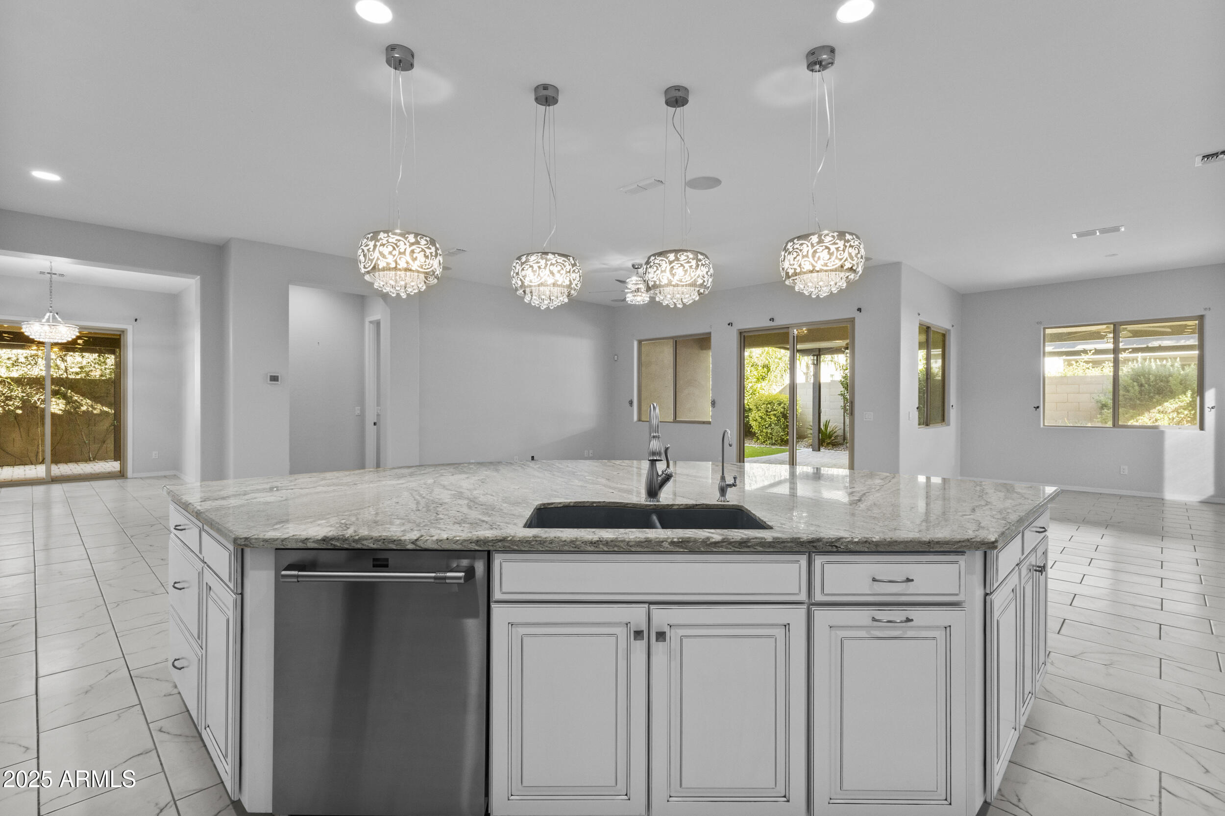 9390 W PARKSIDE Lane