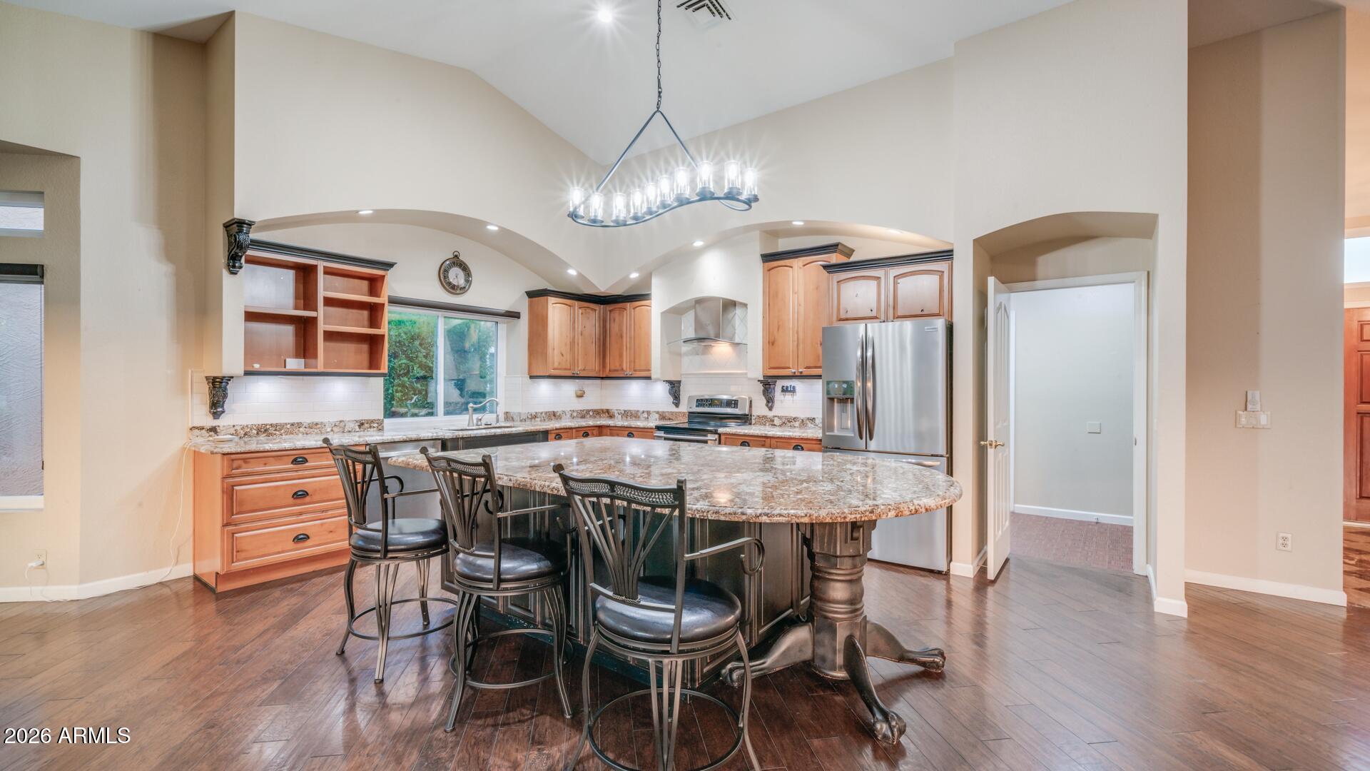 8756 W ROCKWOOD Drive