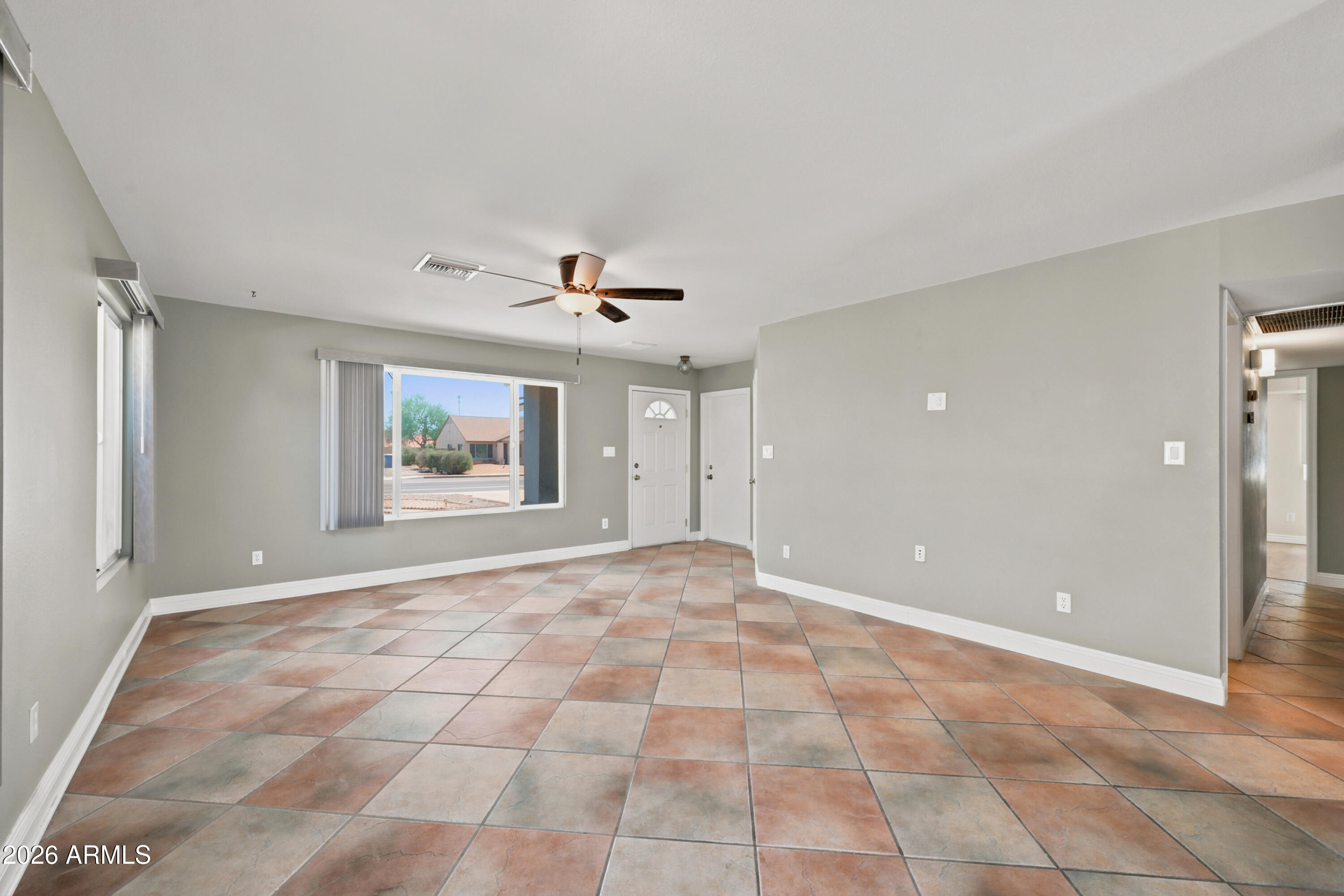 5518 W Whitten Street