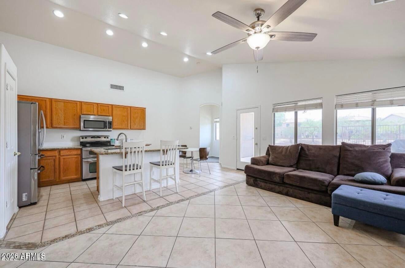 4099 E Rustler Way