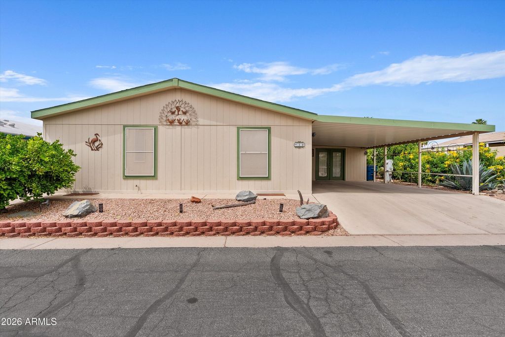 Photo of 3700 S Tomahawk Road #16, Apache Junction, AZ 85119 (MLS # 7020095)