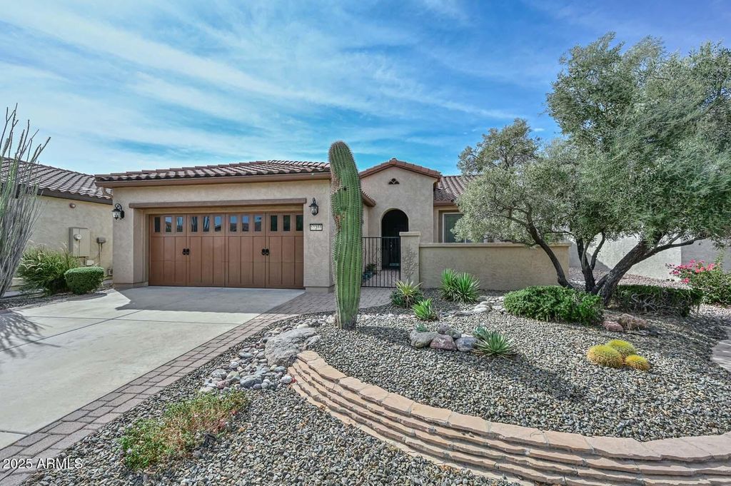 Photo of 12369 W Pinnacle Vista Drive, Peoria, AZ 85383 (MLS # 6921933)