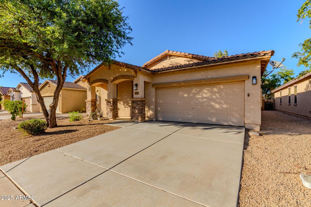 Photo of 44140 W Cydnee Drive, Maricopa, AZ 85138 (MLS # 6928883)