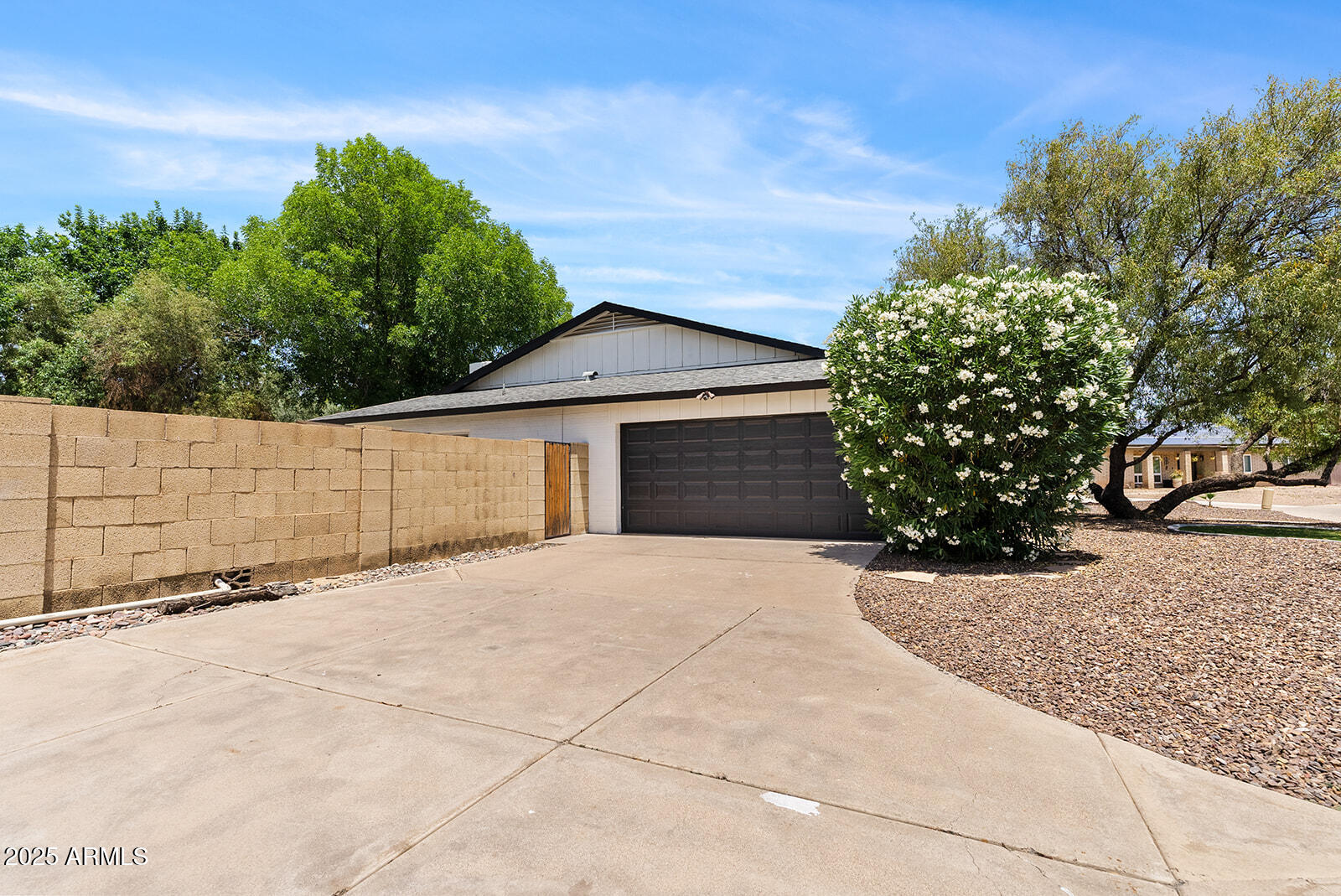 5912 E WETHERSFIELD Road