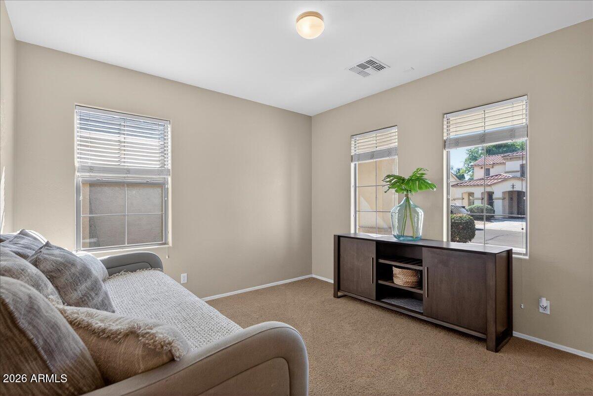 3740 E JAGUAR Avenue