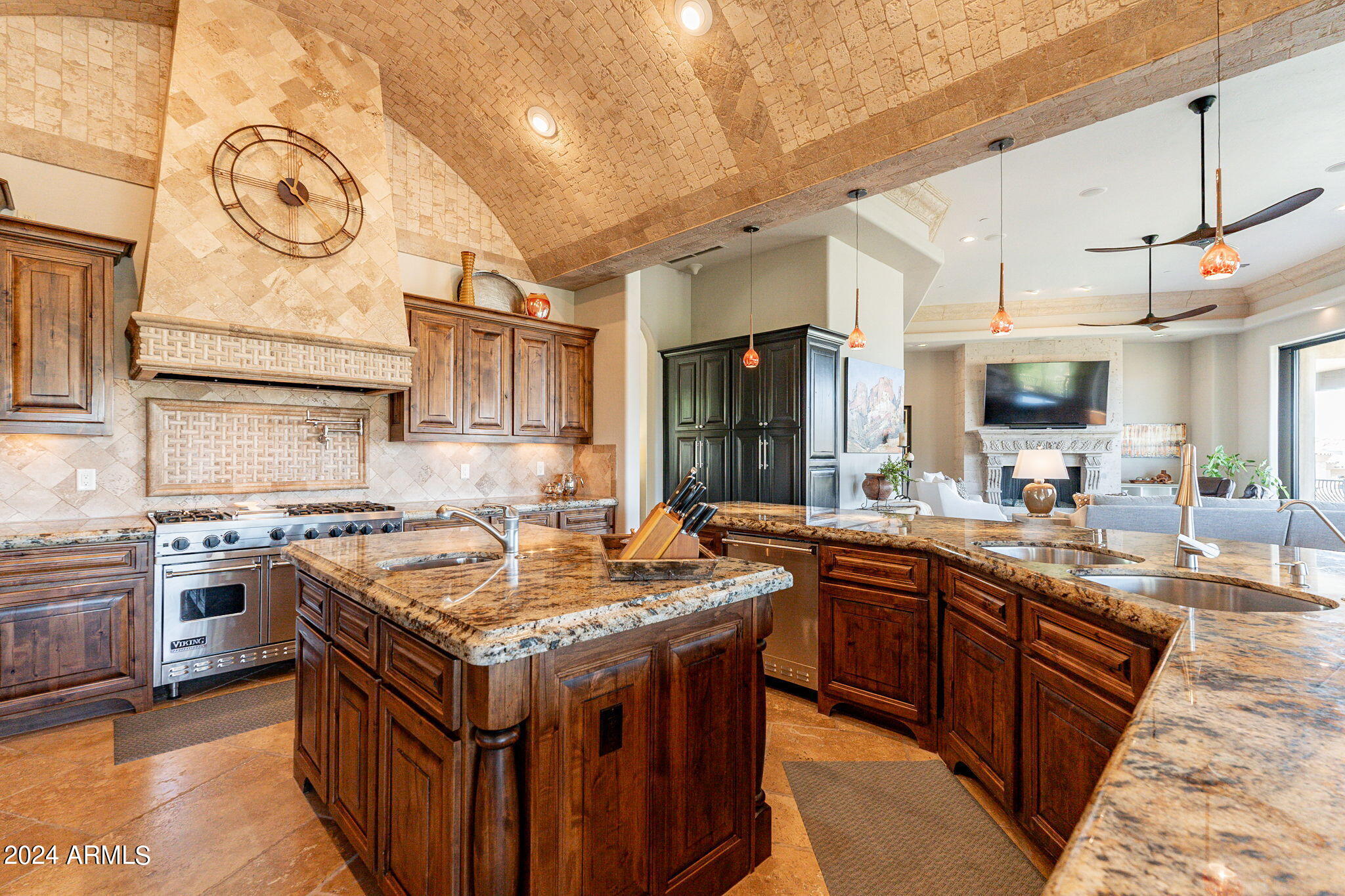 15512 E DESERT HAWK Trail