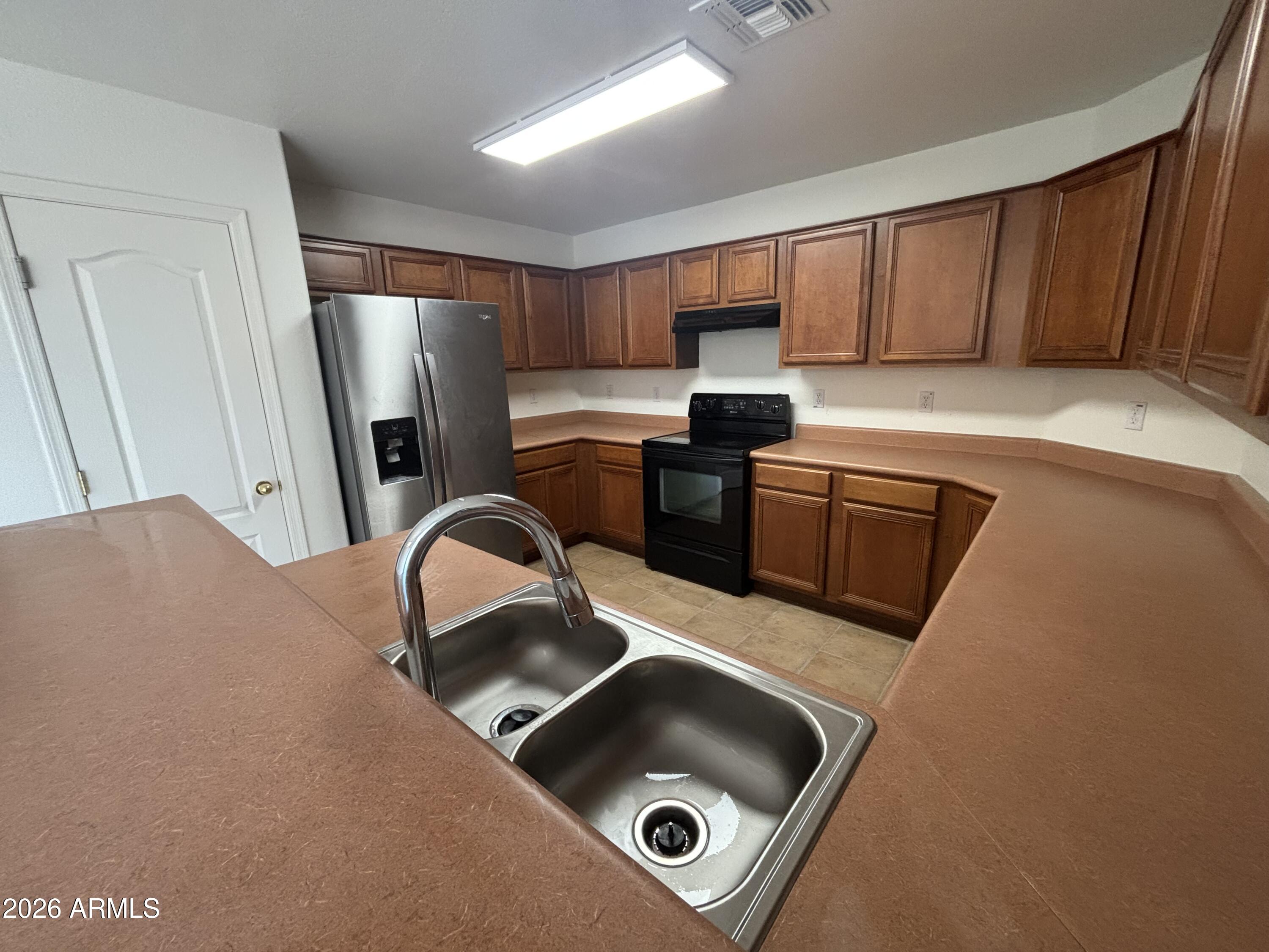 13140 W FAIRMONT Avenue