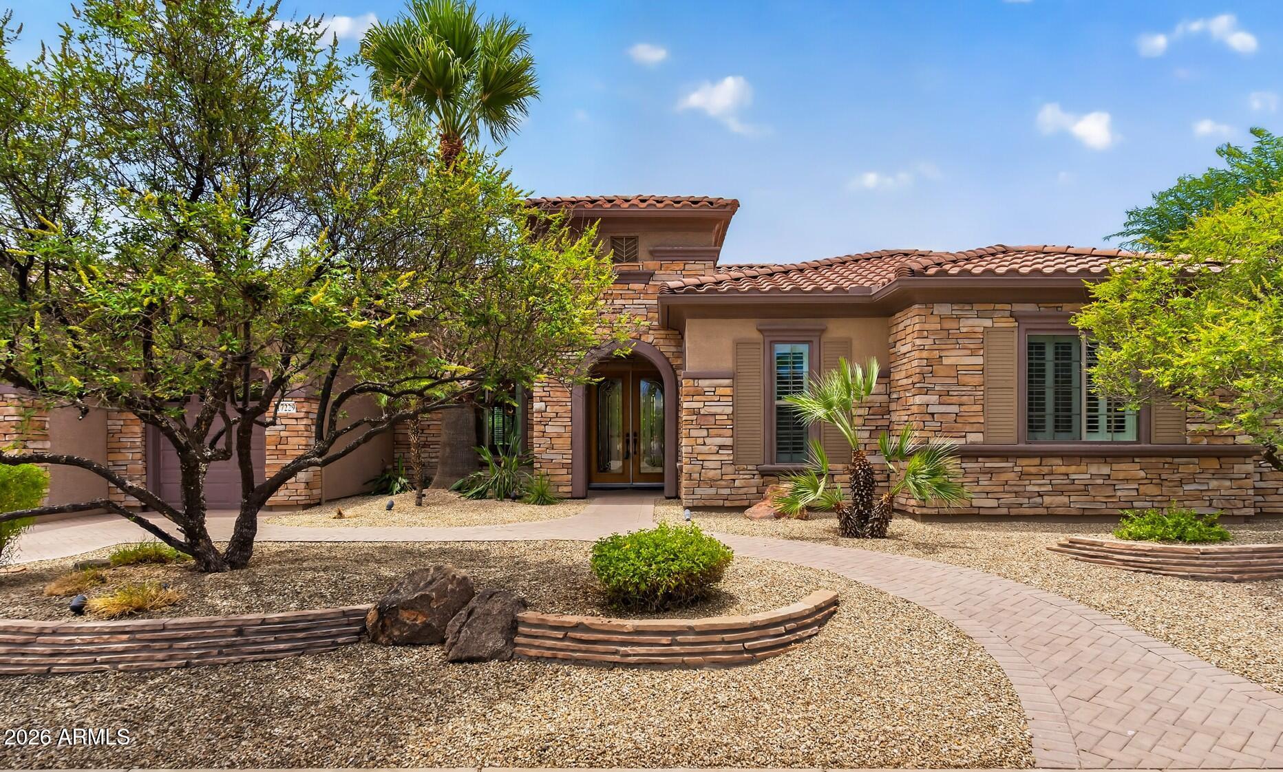 17229 W WHITMORE HALL Lane