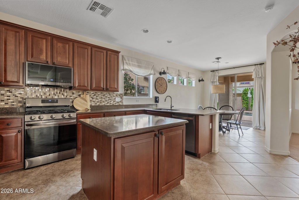Photo of 15686 W Glenrosa Avenue, Goodyear, AZ 85395 (MLS # 7093523)