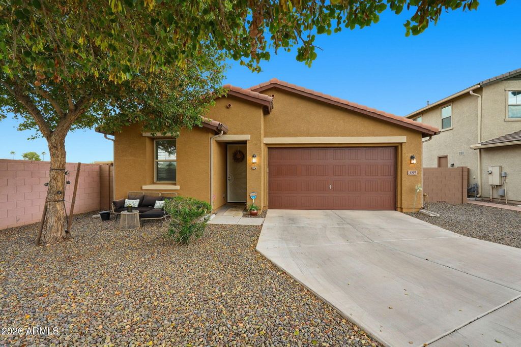 Photo of 8507 W Flynn Lane, Glendale, AZ 85305 (MLS # 6974692)