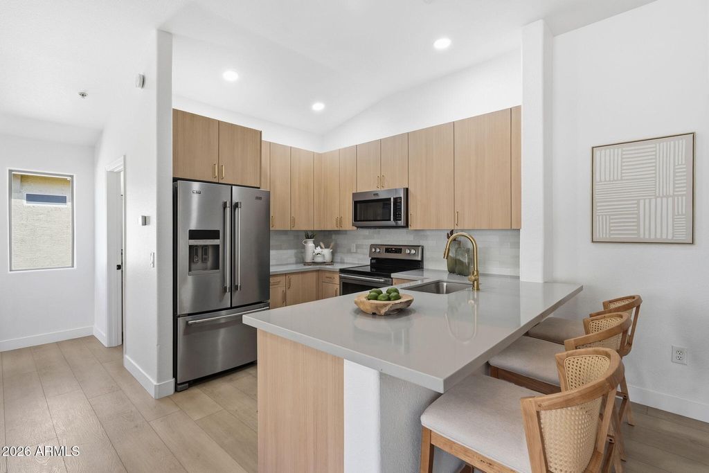 Photo of 17150 N 23rd Street #215, Phoenix, AZ 85022 (MLS # 6998418)