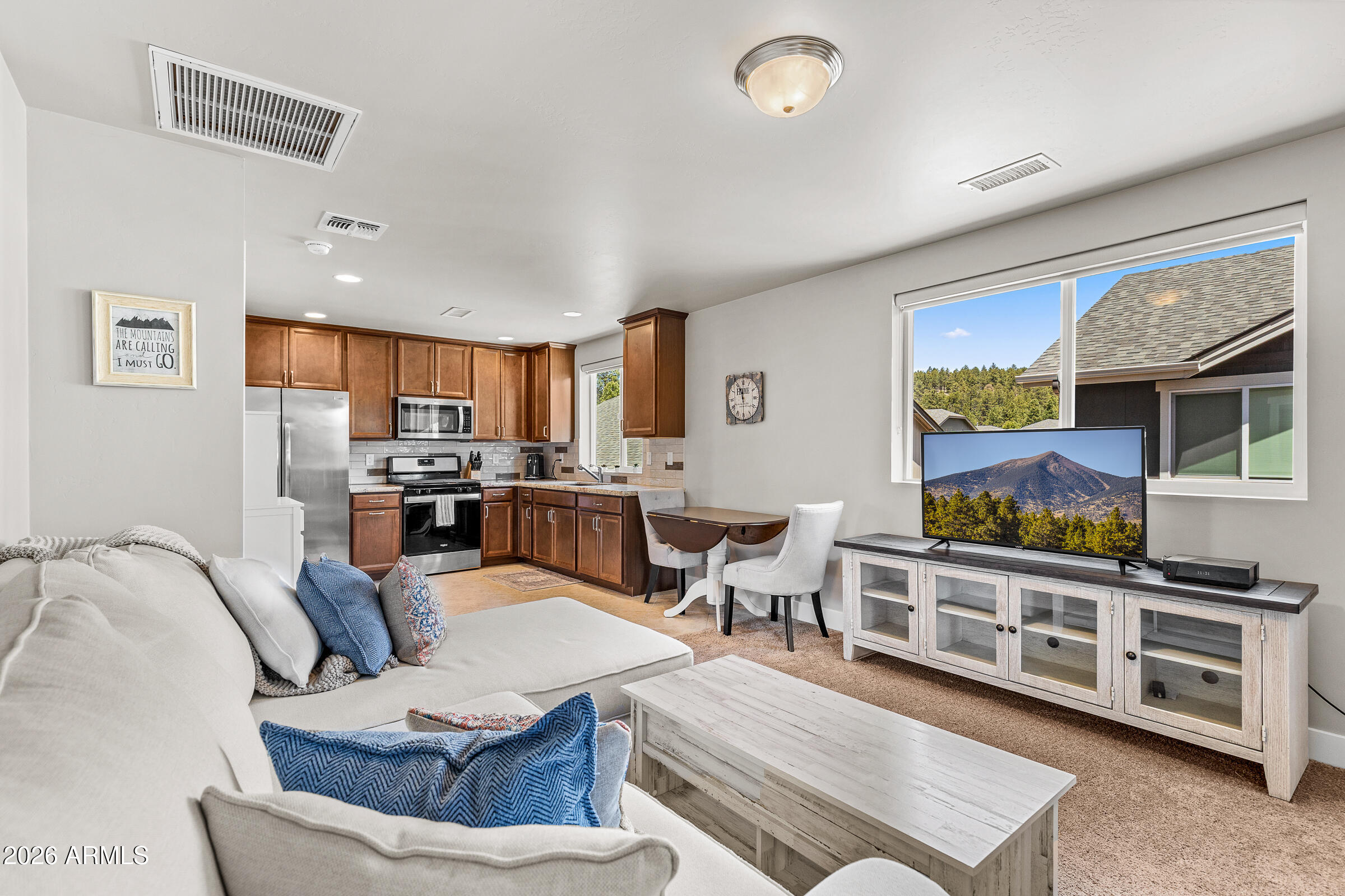 CRESTVIEW - Residential