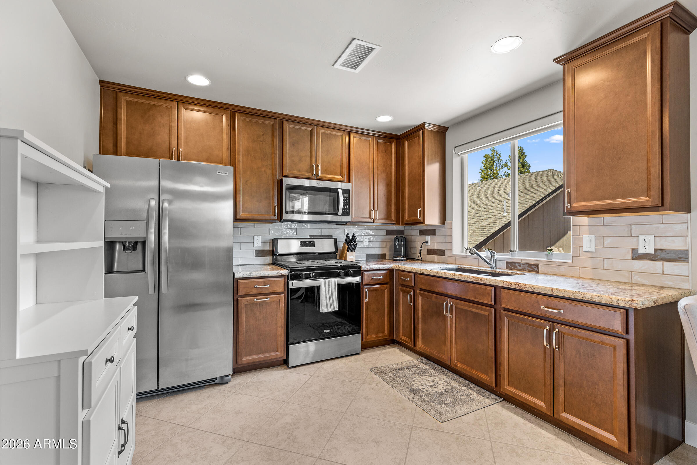 CRESTVIEW - Residential