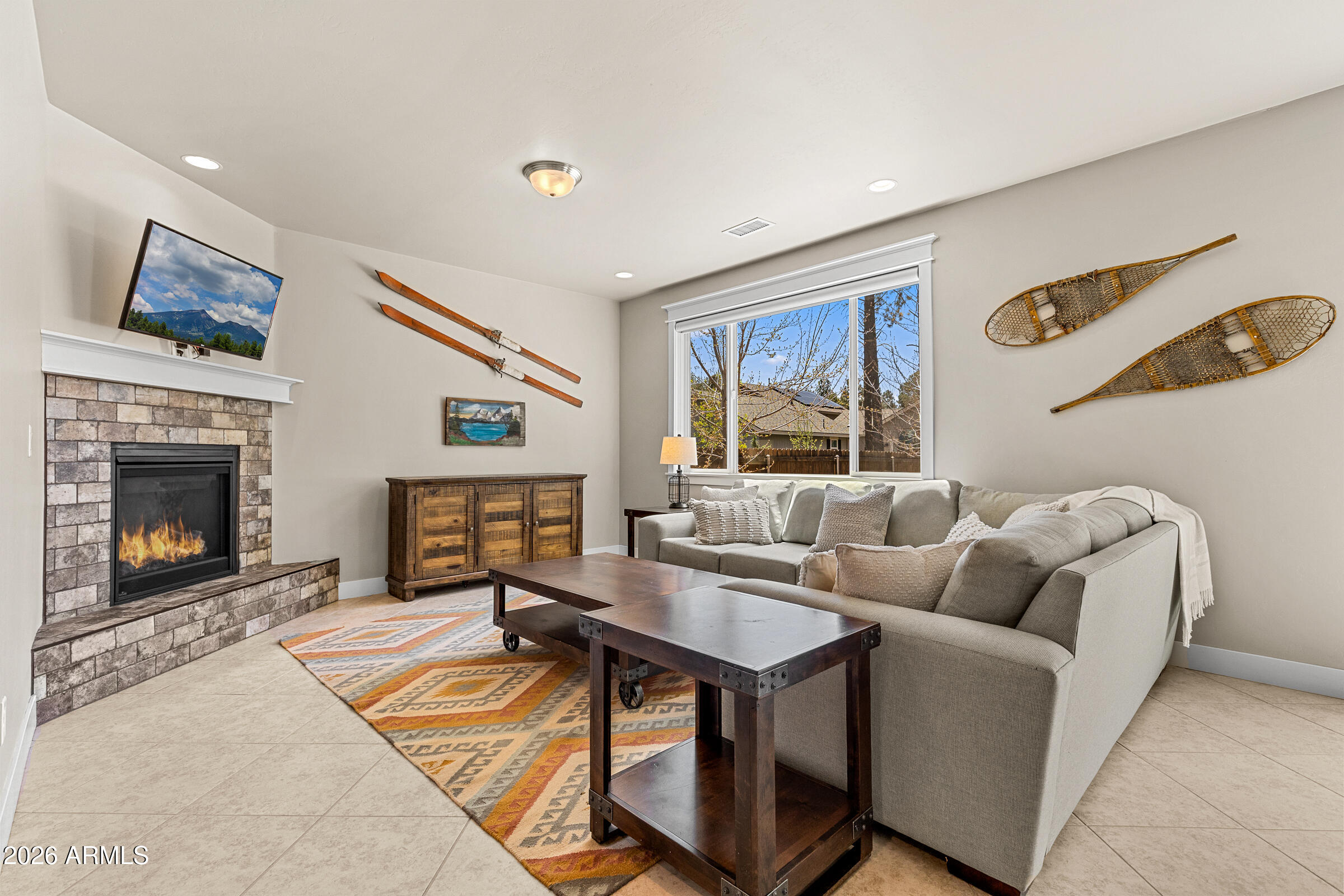 CRESTVIEW - Residential