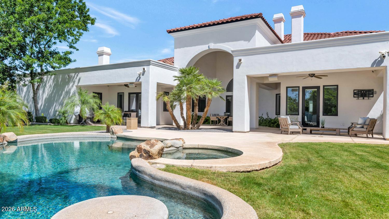 CITRUS MANOR - Residential