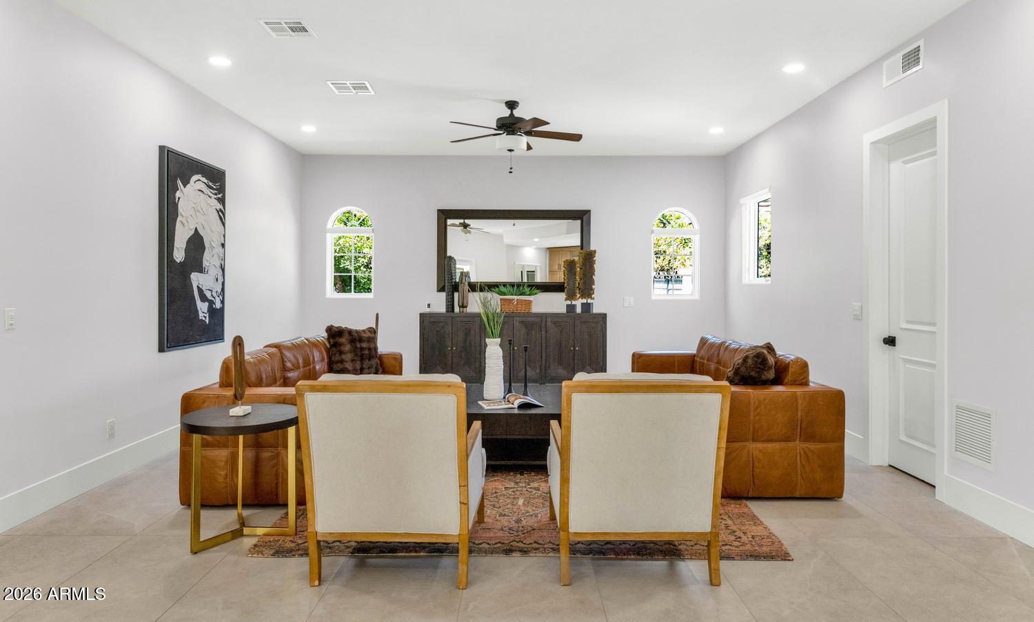 CITRUS MANOR - Residential