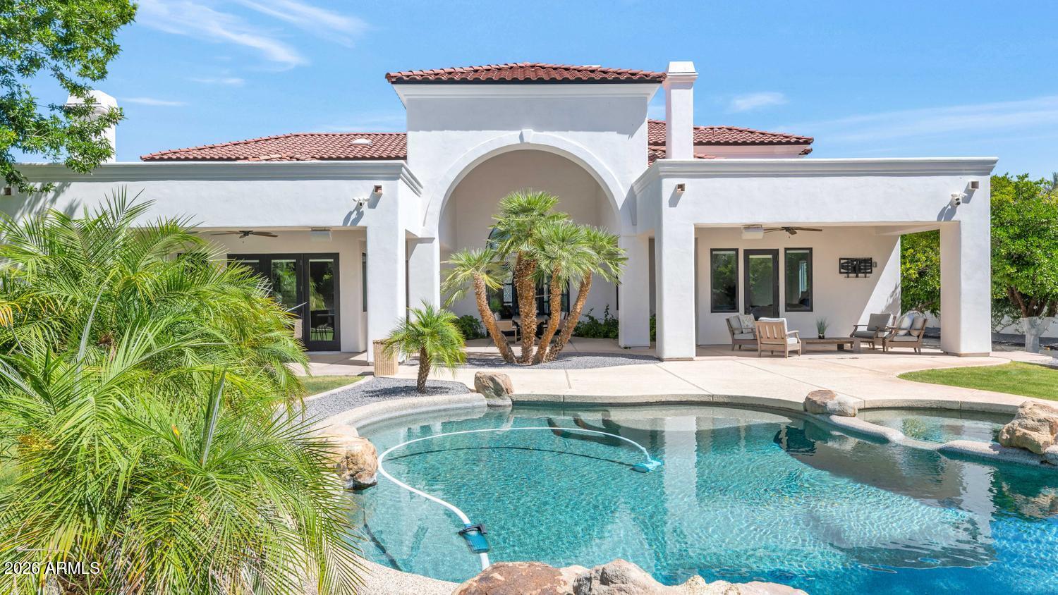 CITRUS MANOR - Residential