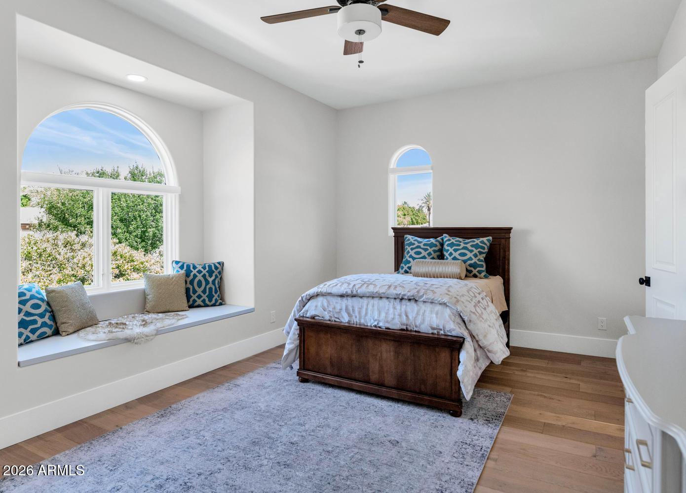CITRUS MANOR - Residential