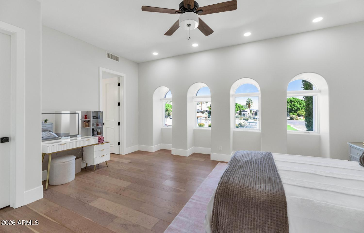 CITRUS MANOR - Residential