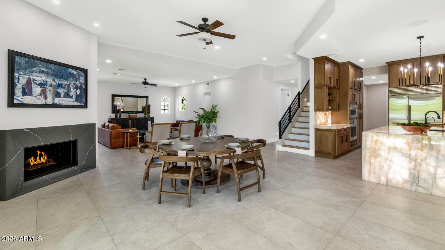CITRUS MANOR - Residential