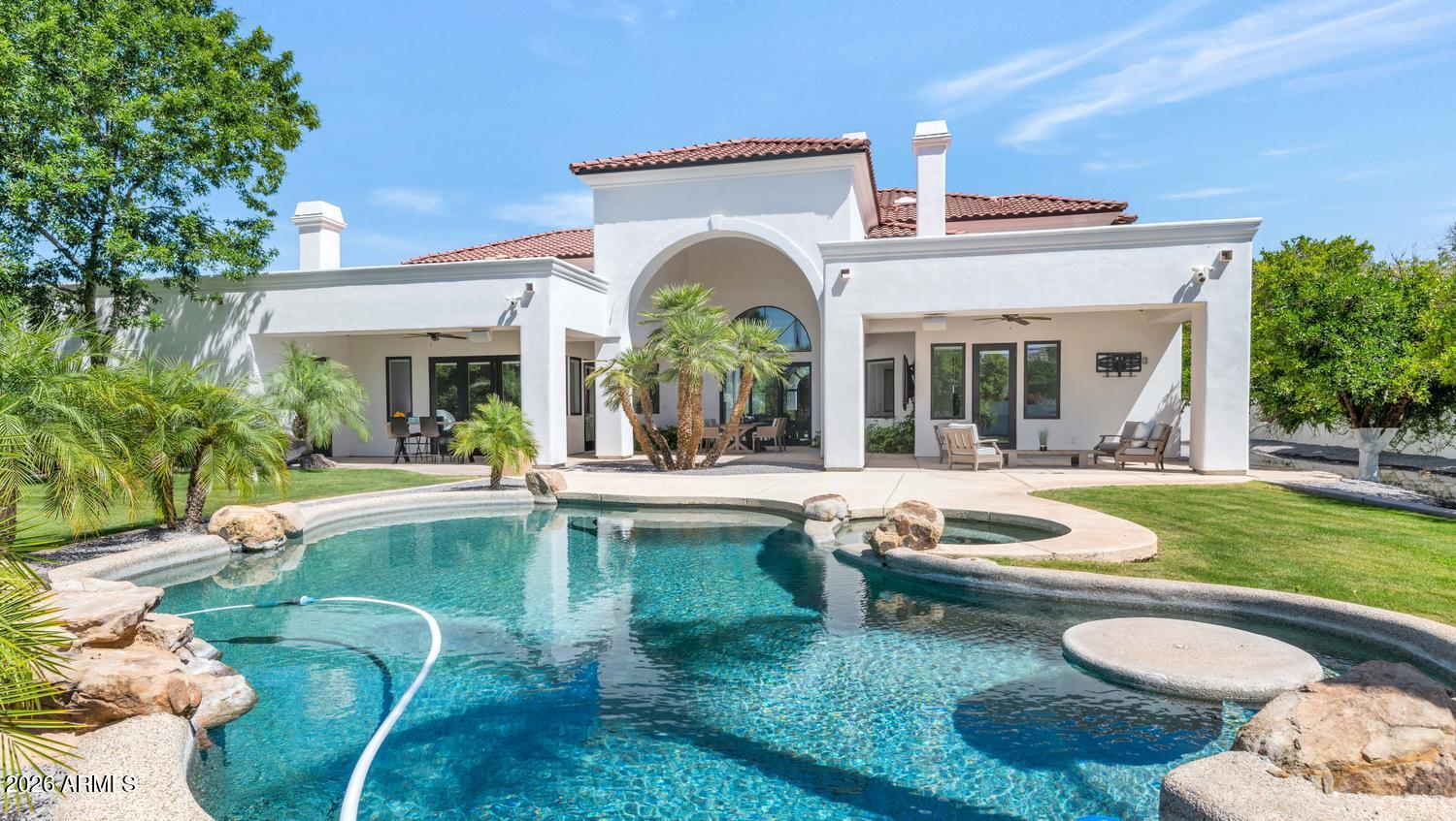 CITRUS MANOR - Residential