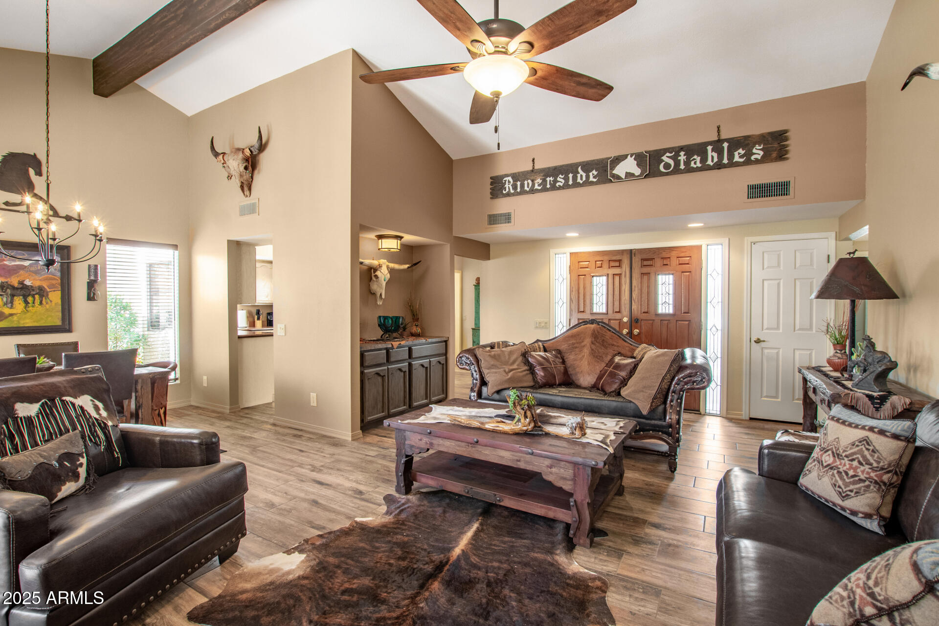 25231 S CLOVERLAND Drive