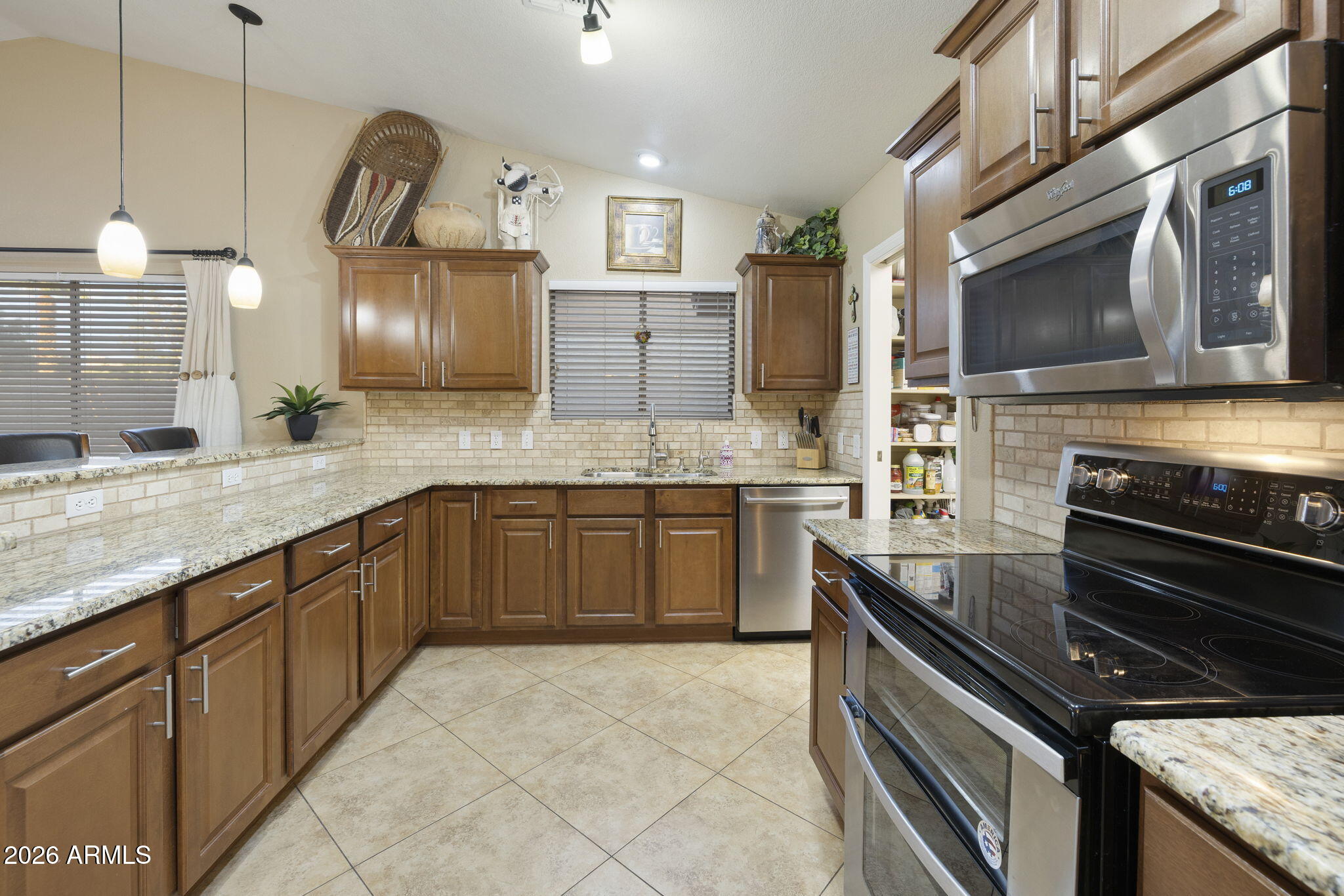 1089 LEISURE WORLD --