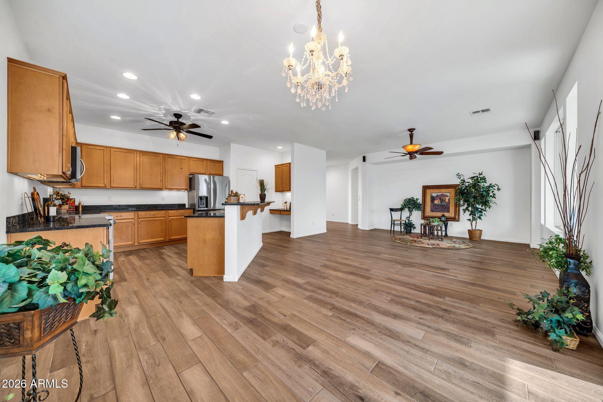 16435 W BERKELEY Road