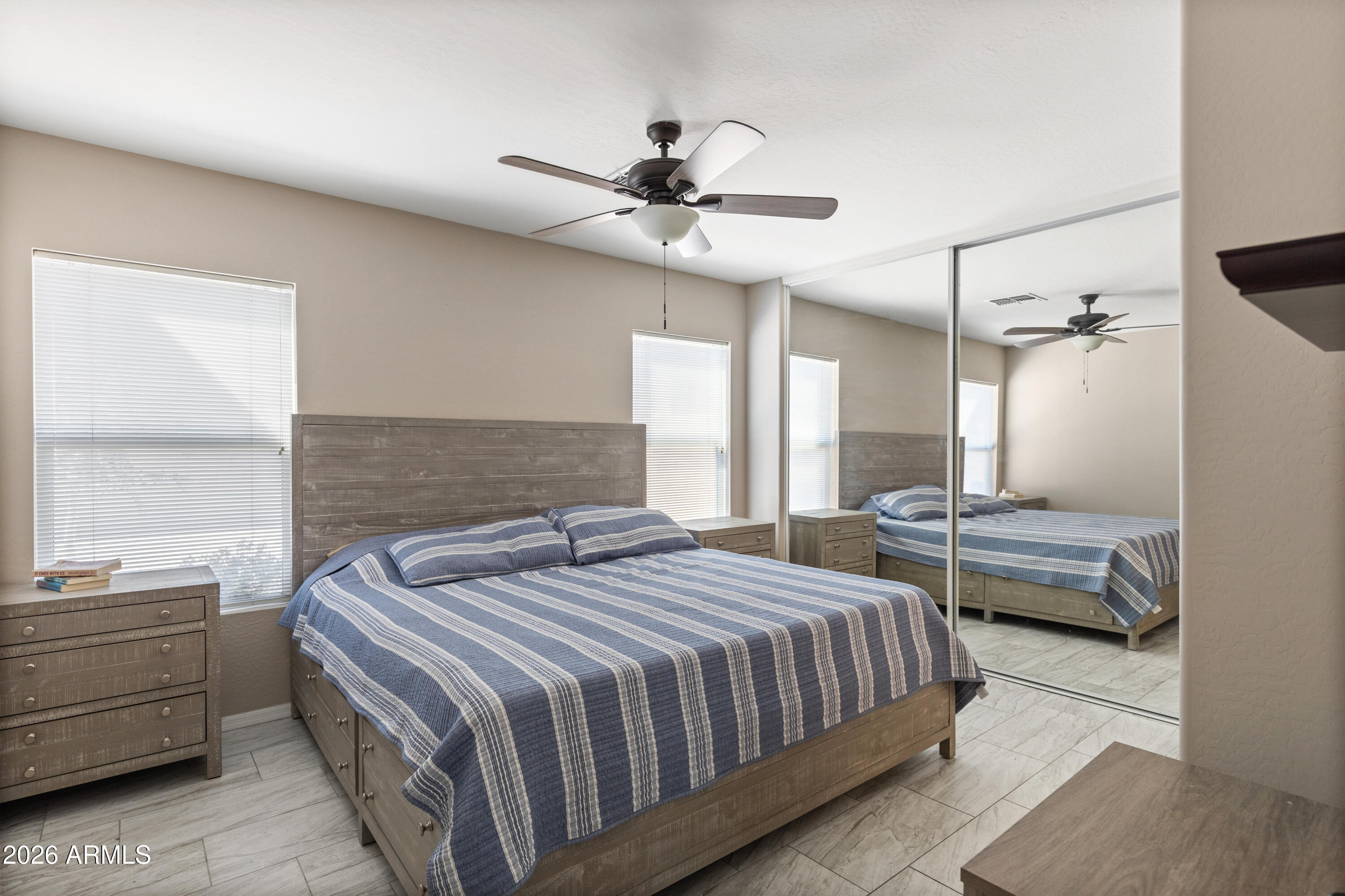 11549 W VOGEL Avenue