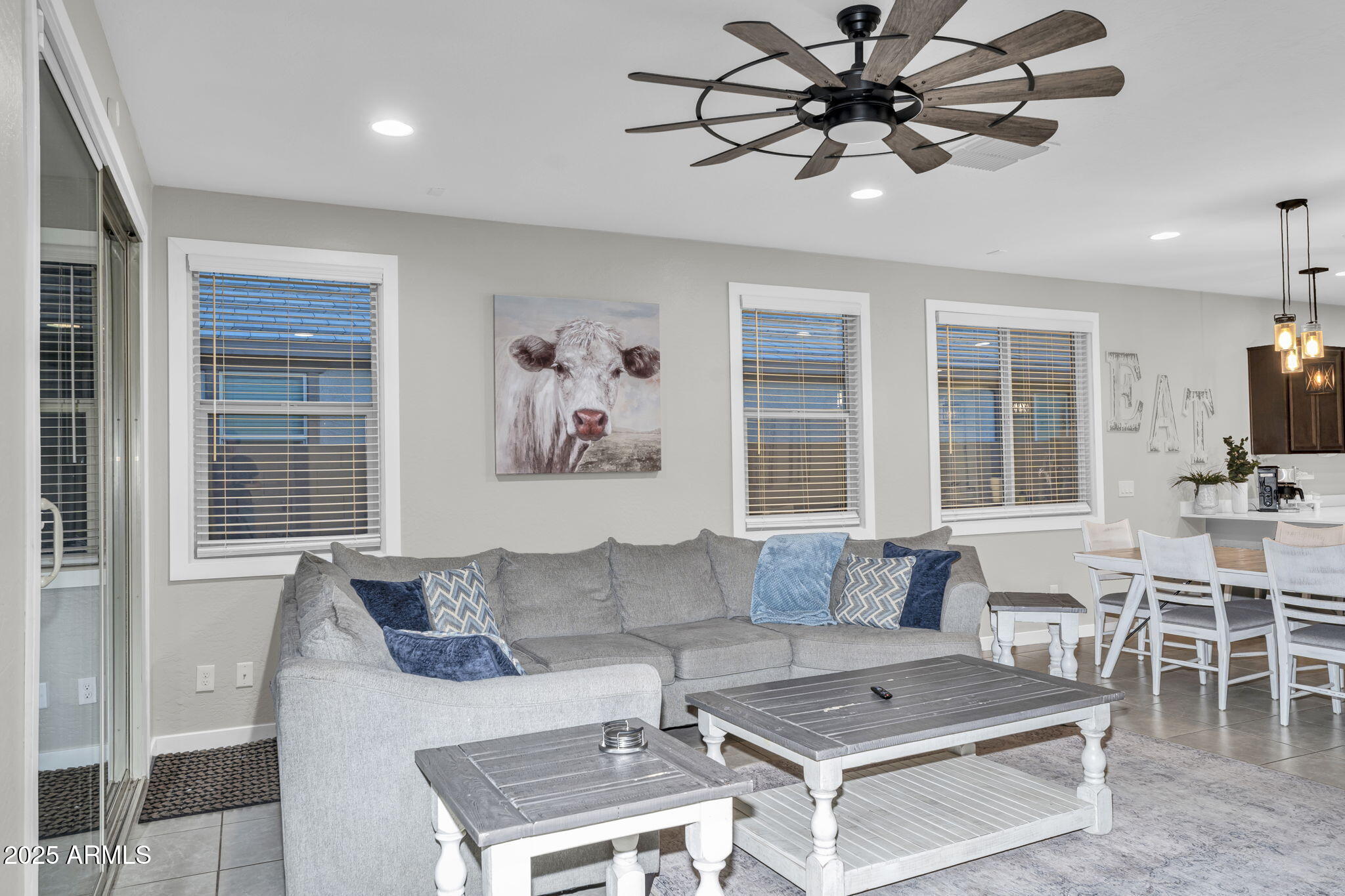 Homes 4 21090 E DOMINGO Road