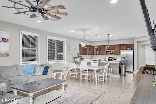 Homes 3 21090 E DOMINGO Road