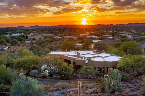 A home in Cave Creek