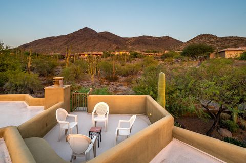 A home in Cave Creek