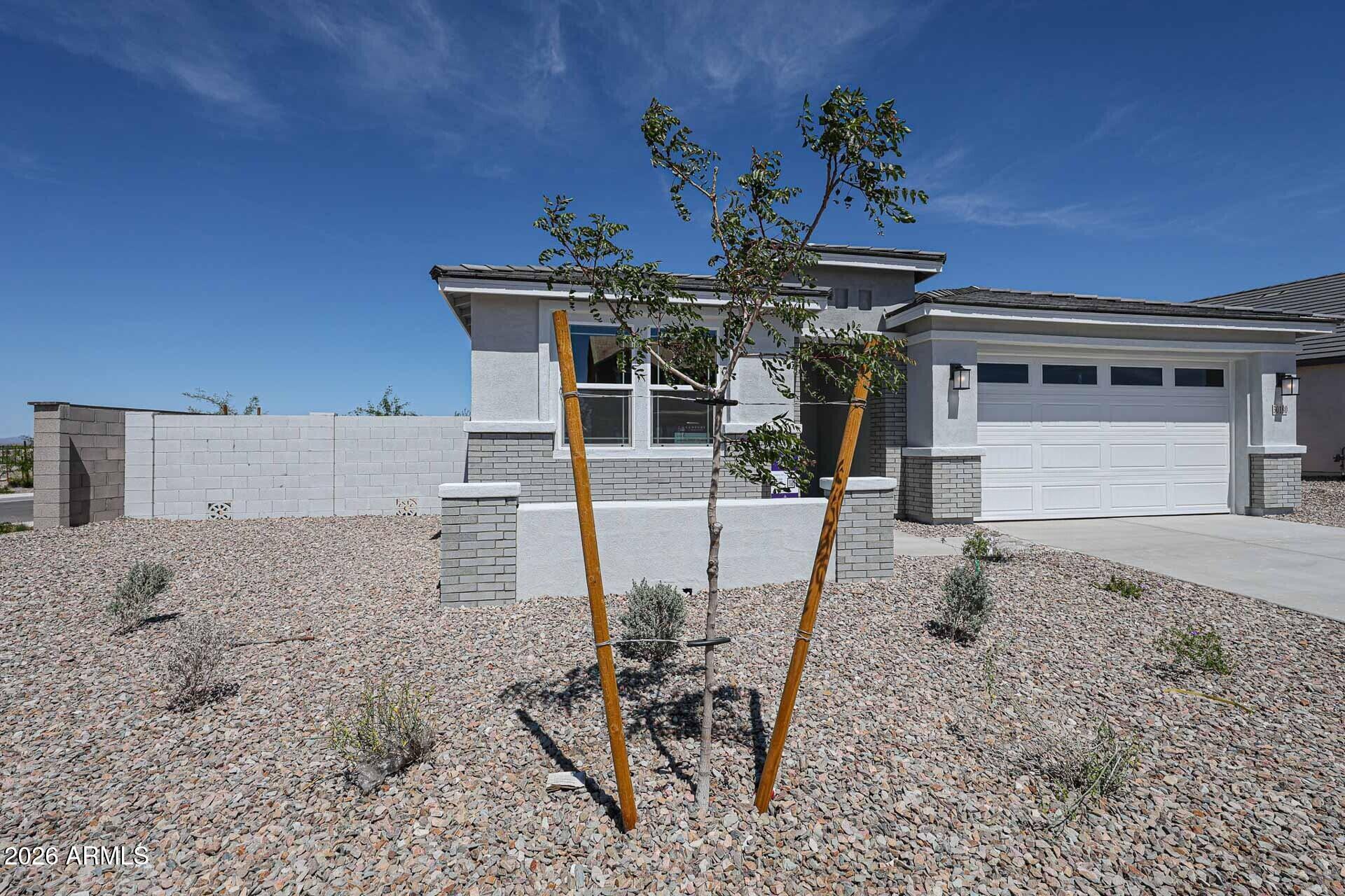30180 W WINDROSE Drive