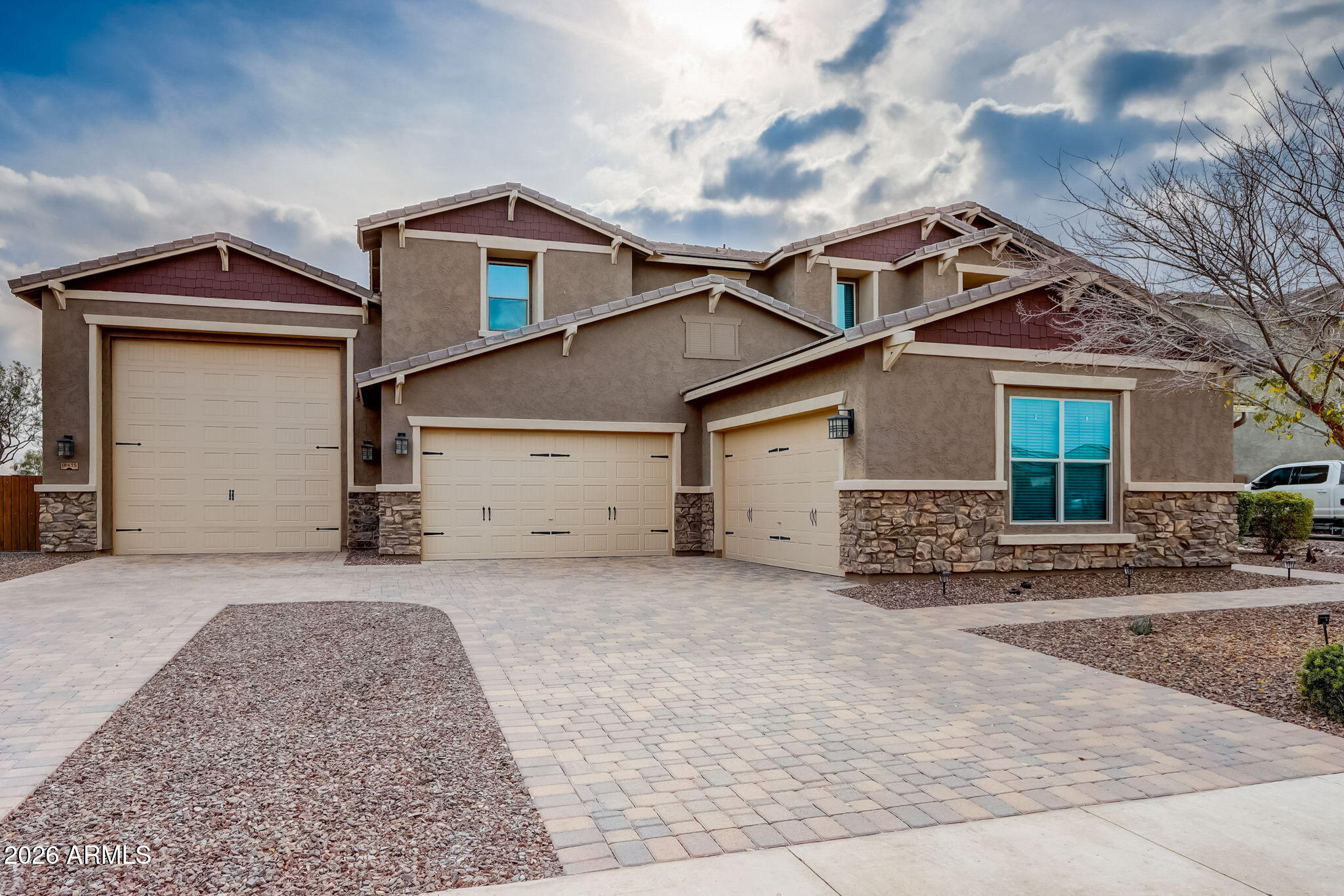 18435 W HEATHERBRAE Drive